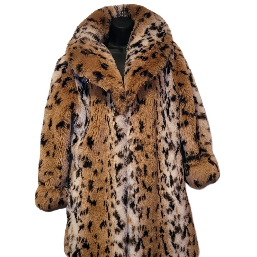 Pamela McCoy Faux Fur Leopard Print Pea Coat in Tan, Black, Cream - Picture 5 of 11